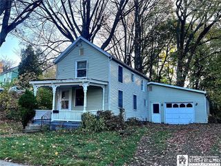 Foreclosed Home - 12 LEVERETT ST, 14063