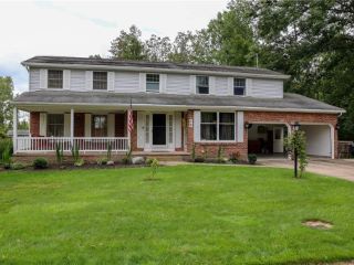 Foreclosed Home - 26 ADEL LN, 14072