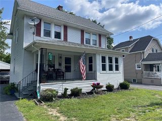 Foreclosed Home - 16 INWOOD PL, 14086