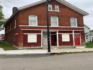 Foreclosed Home - 584 CLINTON ST, 14210