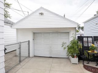 Foreclosed Home - 516 MOORE AVE, 14223