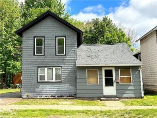 Foreclosed Home - 77 W DEZENG ST, 14433