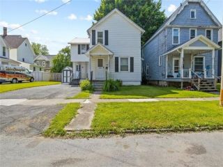 Foreclosed Home - 126 CHERRY ST, 14456