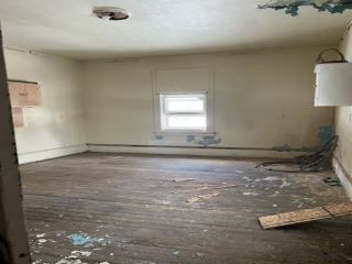 Foreclosed Home - 10 PARKER RD, 14510