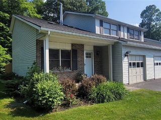 Foreclosed Home - 1062 CUNNINGHAM DR, 14564
