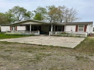 Foreclosed Home - 3009 SAWDUST RD, 14572