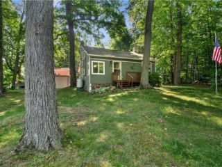 Foreclosed Home - 7472 PHELPS AVE, 14590