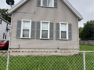 Foreclosed Home - 241 BAY ST, 14605