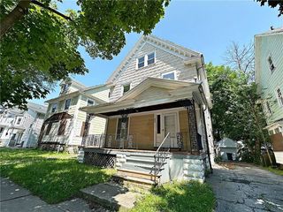 Foreclosed Home - 294 EMERSON ST, 14613