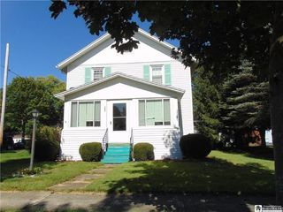 Foreclosed Home - 122 CENTRAL AVE, 14733