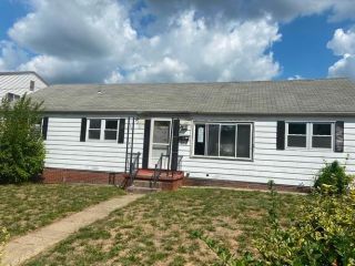 Foreclosed Home - 805 12th Street, 15003