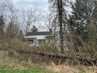 Foreclosed Home - 762 BOCKTOWN CORK RD, 15026