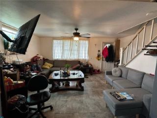 Foreclosed Home - 519 9TH ST, 15062
