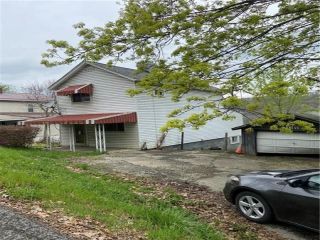 Foreclosed Home - 165 1ST AVE, 15067
