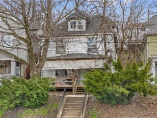Foreclosed Home - 437 DELAWARE AVE, 15074