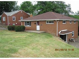 Foreclosed Home - 3054 S PARK RD, 15102