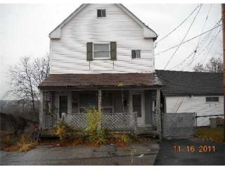 Foreclosed Home - 250 RIDGE WAY, 15120