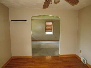 Foreclosed Home - List 101123901