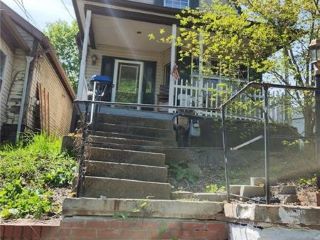 Foreclosed Home - 1119 CHARLES ST, 15136