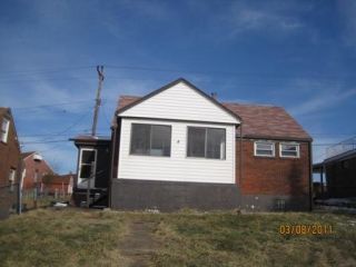 Foreclosed Home - 820 E PITTSBURGH MCKEESPORT BLVD, 15137