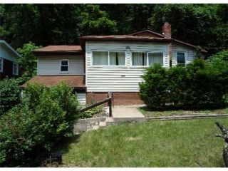Foreclosed Home - 343 LIME HOLLOW RD, 15147