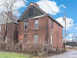 Foreclosed Home - 98 COURTLAND ST, 15207