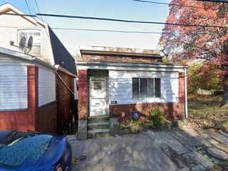 Foreclosed Home - 8327 BRICELYN ST, 15221