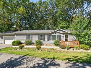 Foreclosed Home - 405 HILAND VALLEY DR, 15229