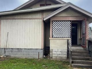 Foreclosed Home - 215 WALNUT ST, 15338
