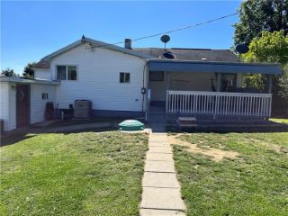 Foreclosed Home - 624 6TH ST, 15346