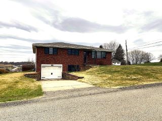 Foreclosed Home - 213 BROWN BLVD, 15401