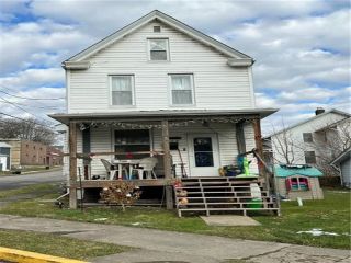 Foreclosed Home - 827 GREEN ST, 15601