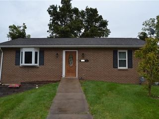 Foreclosed Home - 4234 STRATFORD DR, 15642