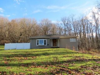 Foreclosed Home - 242 Lakeview Dr, 15644
