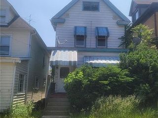 Foreclosed Home - 416 N 3RD ST, 15644
