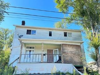 Foreclosed Home - 109 GOOD ST, 15644