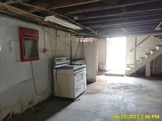 Foreclosed Home - 310 S DIAMOND ST, 15666
