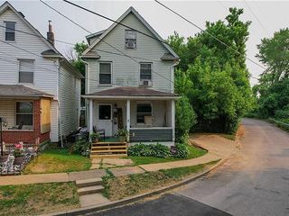 Foreclosed Home - 549 W WAYNE ST, 16001