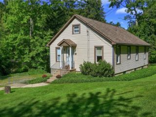 Foreclosed Home - 154 MCBRIDE HILL RD, 16002