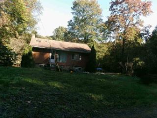 Foreclosed Home - 235 CONNOQUENESSING DR, 16033