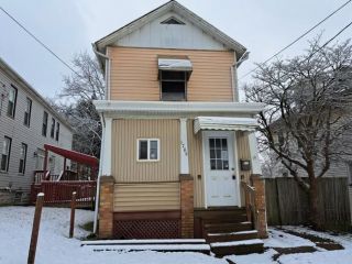 Foreclosed Home - 1706 MORAVIA ST, 16101