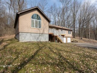 Foreclosed Home - 119 Bend Road, 16142