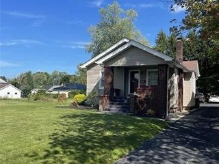 Foreclosed Home - 184 COHASSETT DR, 16148