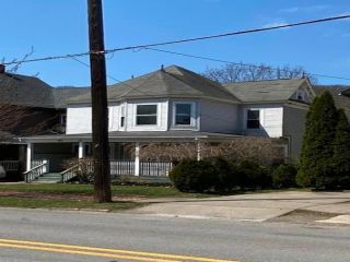 Foreclosed Home - 922 W 1st St, 16301