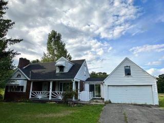 Foreclosed Home - 687 STATE ROUTE 157, 16301