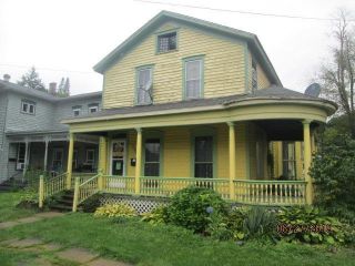 Foreclosed Home - 106 W Spruce St, 16354