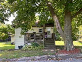 Foreclosed Home - 140 NICKEL PLATE AVE, 16417