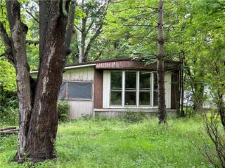 Foreclosed Home - 2242 ROSS LN, 16424