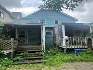 Foreclosed Home - 1108 E 25TH ST, 16503