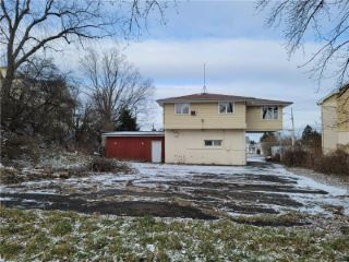 Foreclosed Home - 549 E 33RD ST, 16504